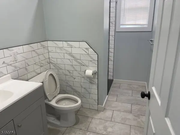 335 6Th Ave, Paterson City, NJ 07524