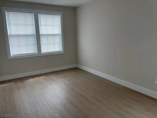 335 6Th Ave, Paterson City, NJ 07524