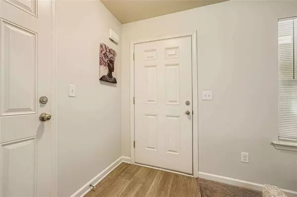 215 Eagles Pkwy, Covington, GA 30014