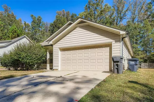 215 Eagles Pkwy, Covington, GA 30014