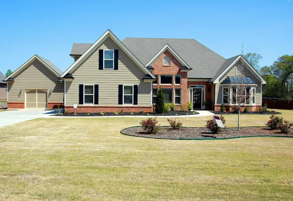 Should I Sell My Midlothian Home Before Buying Another One?,Khaliyah Heaven Barakhyahu