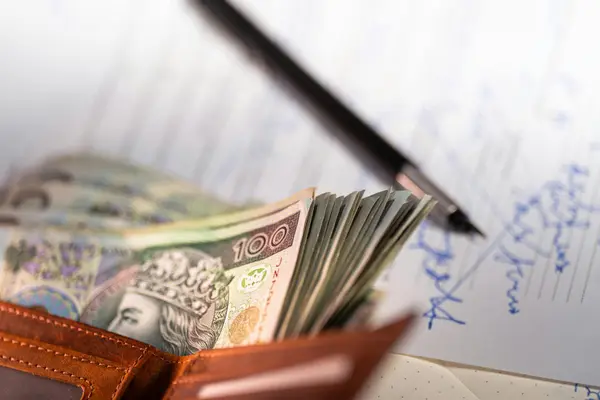 What Is Earnest Money When Buying a Home in Richmond, VA?