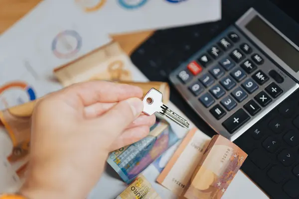 How Much Money Should I Save Before Buying a Home in Richmond, VA?