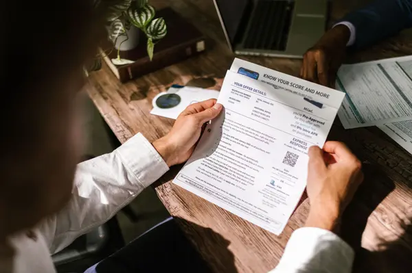 Should I Accept the First Offer on My Home?