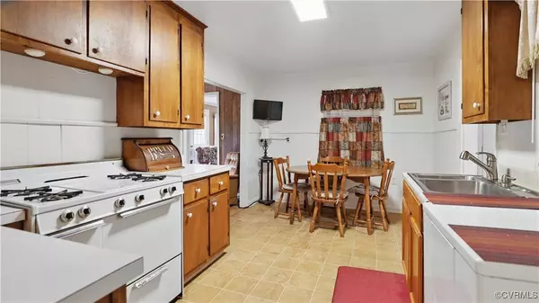 3471 High Rock RD, Dillwyn, VA 23936