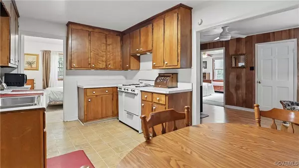 3471 High Rock RD, Dillwyn, VA 23936