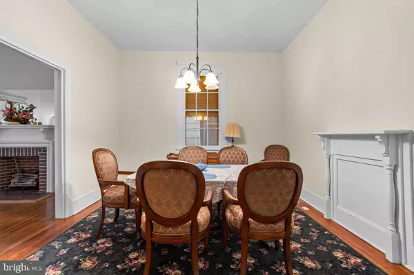 14 N SOUTH STREET, Petersburg, VA 23803