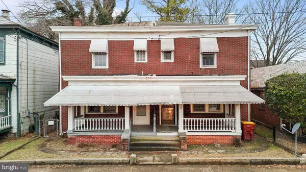 14 N SOUTH STREET, Petersburg, VA 23803