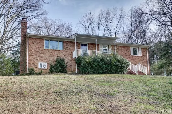 203 Linstead RD, Sandston, VA 23150