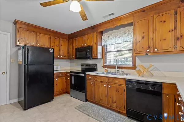 37 La Mae CT, King William, VA 23009