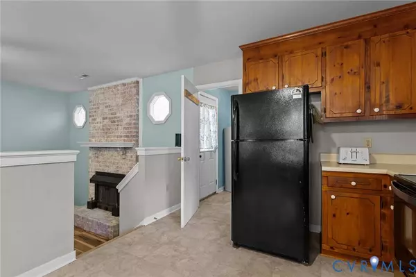 37 La Mae CT, King William, VA 23009