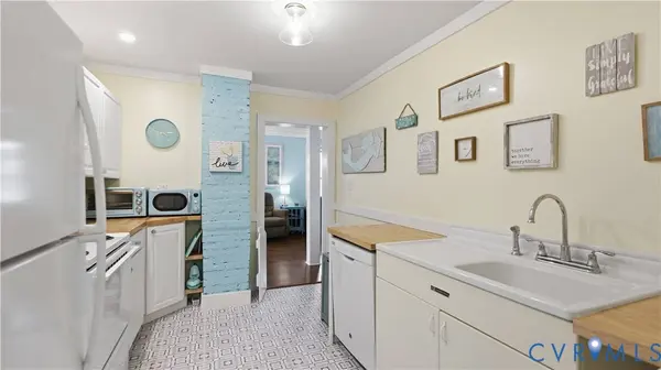 1252 Eubanks RD, Dunnsville, VA 22454