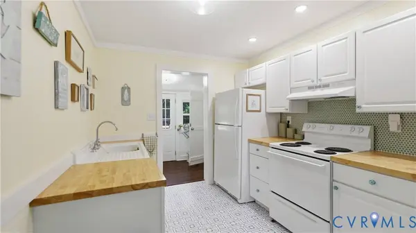 1252 Eubanks RD, Dunnsville, VA 22454