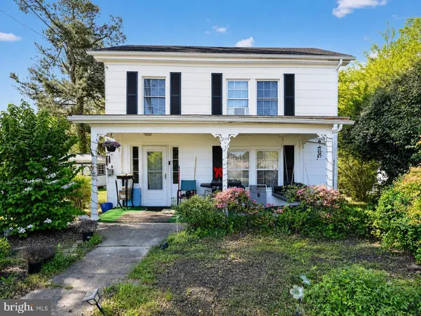 103 SEABOARD AVE
