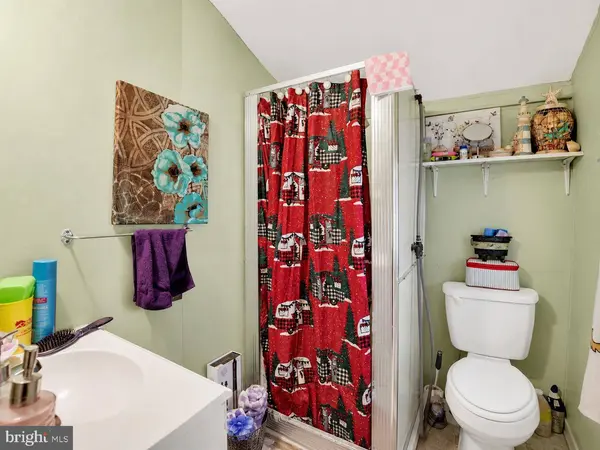 103 SEABOARD AVE, La Crosse, VA 23950