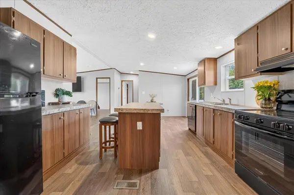 5450 Axton Rd, Axton, VA 24054
