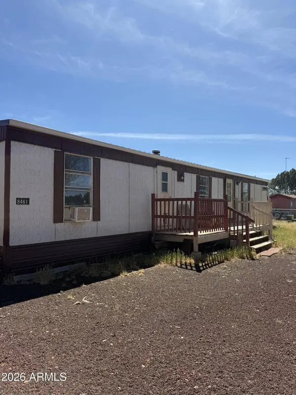 8461 COCHISE Circle, Show Low, AZ 85901