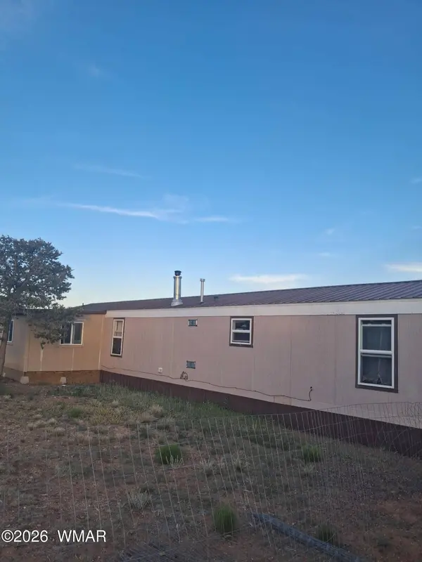690 Stanford Drive, Concho, AZ 85924