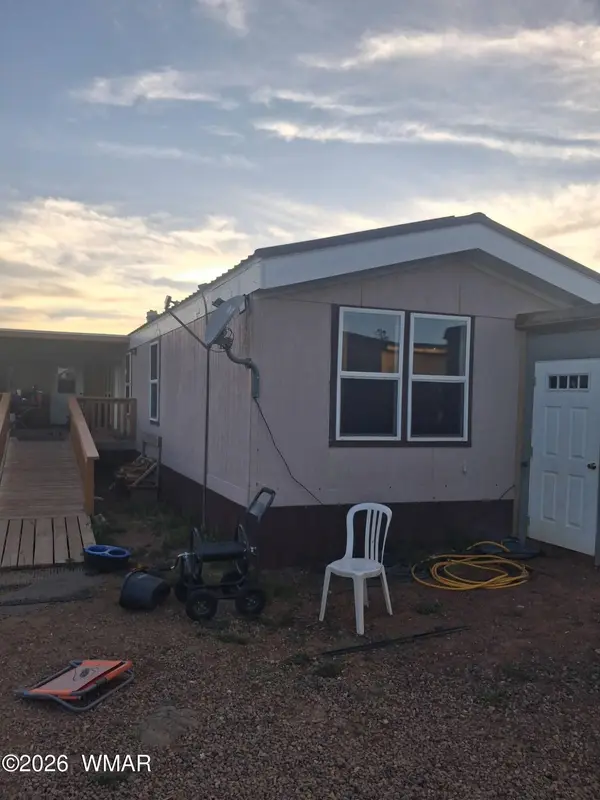 690 Stanford Drive, Concho, AZ 85924