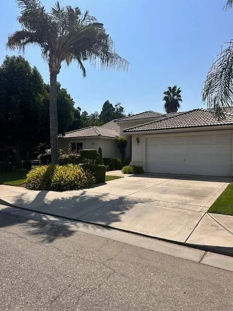 3318 Todd ST, Madera, CA 93637