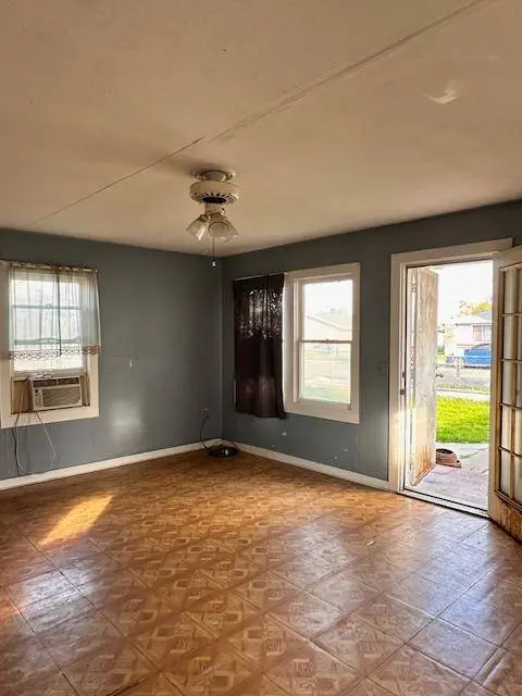 716 Nebraska AVE, Madera, CA 93638