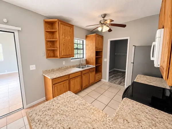 8216 Pear Rd, Jacksonville, FL 32210-3474