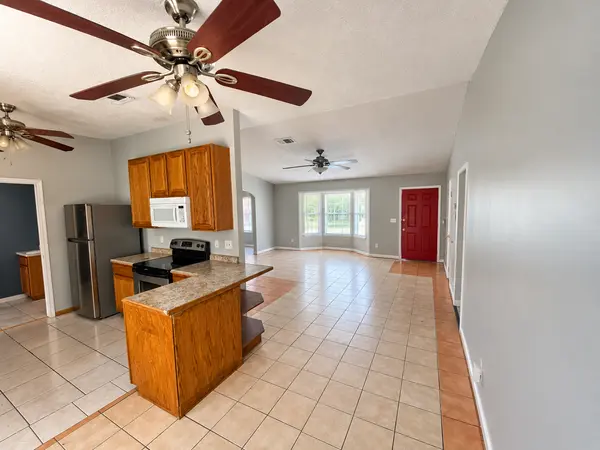 8216 Pear Rd, Jacksonville, FL 32210-3474