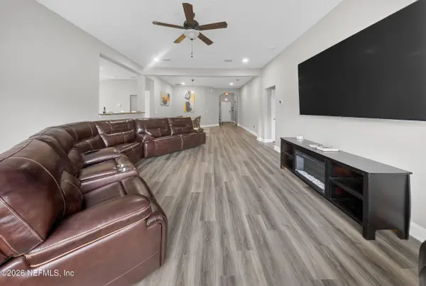 5574 HUCKLEBERRY TRL N TRL N, Macclenny, FL 32063