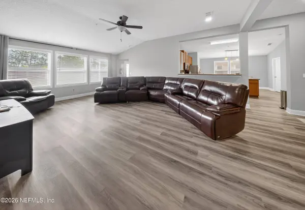 5574 HUCKLEBERRY TRL N TRL N, Macclenny, FL 32063