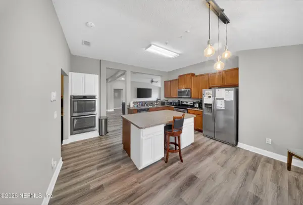 5574 HUCKLEBERRY TRL N TRL N, Macclenny, FL 32063