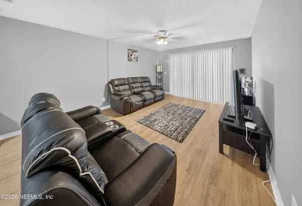 7346 EL BARCO RD #4, Jacksonville, FL 32216