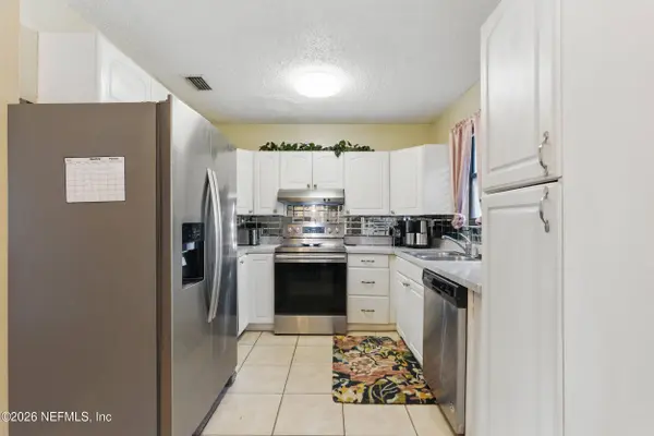 4842 DONCASTER AVE, Jacksonville, FL 32208