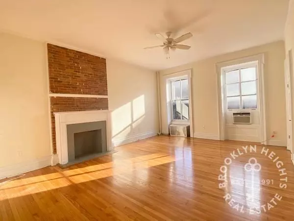 Brooklyn, NY 11201-3509,143 Montague St #3F