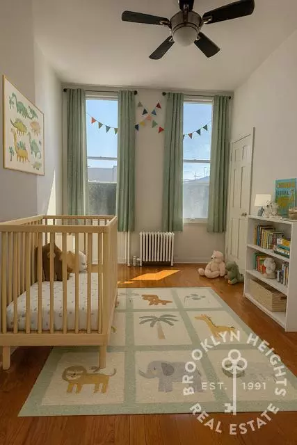 Brooklyn, NY 11231-1097,415 Van Brunt St #1