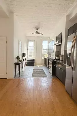 Brooklyn, NY 11231-1097,415 Van Brunt St #1