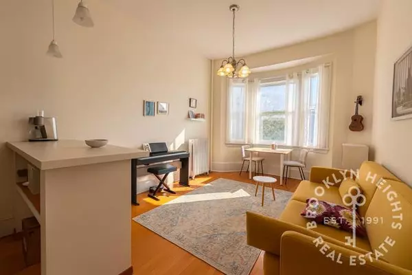 Brooklyn, NY 11201-3510,147 Montague St #3