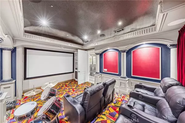 2331 S 2nd Ave, Arcadia, CA 91006