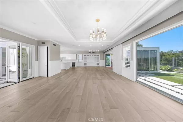 58 Victoria, Newport Beach, CA 92660