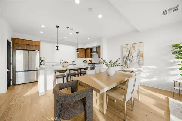 1056 N Joels PL, Los Angeles, CA 90012