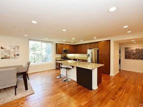 533 Rockefeller, Irvine, CA 92612