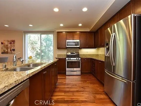 533 Rockefeller, Irvine, CA 92612