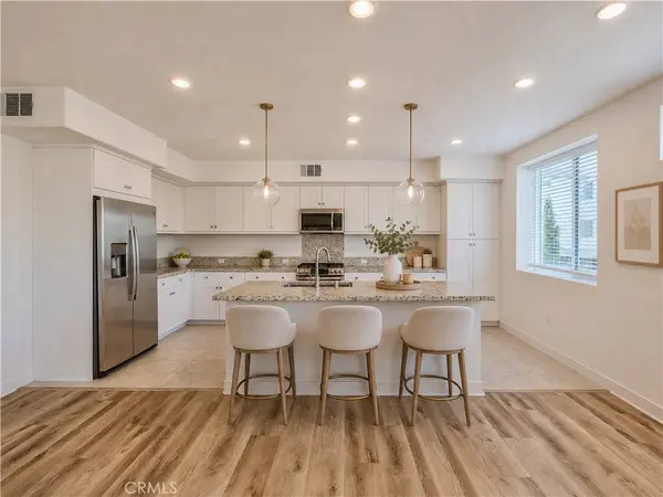 1893 S Union ST #117, Anaheim, CA 92805