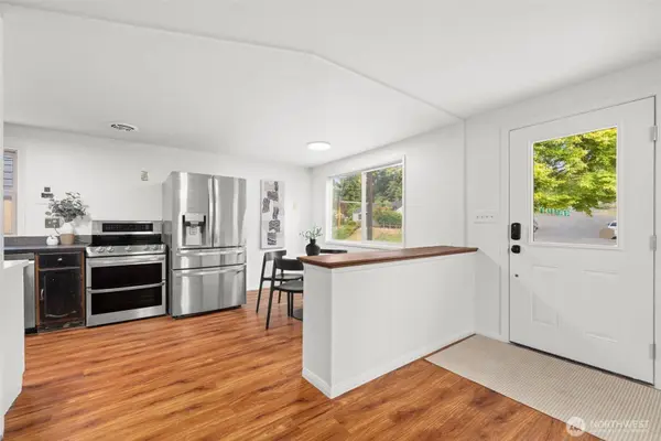 7020 S 120th PL, Seattle, WA 98178