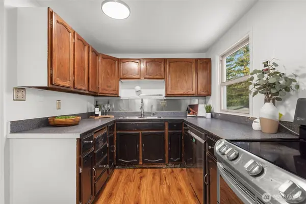7020 S 120th PL, Seattle, WA 98178