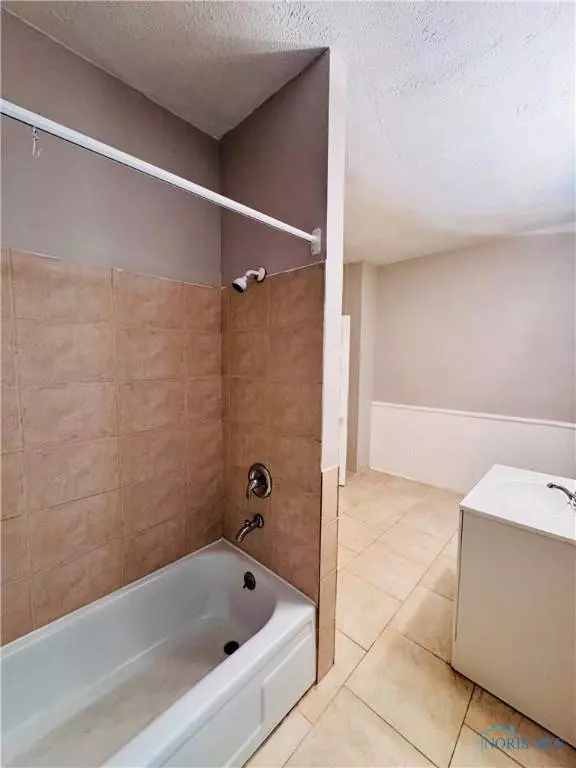 243 E Weber ST, Toledo, OH 43608