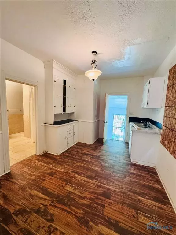 243 E Weber ST, Toledo, OH 43608