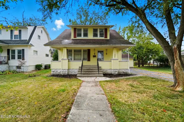 325 Greenlawn AVE, Findlay, OH 45840