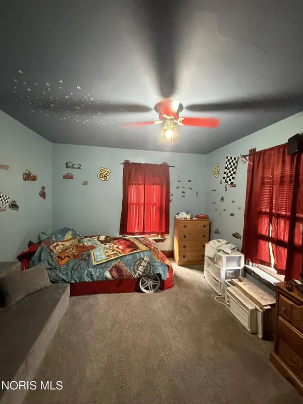 572 Yondota ST, Toledo, OH 43605