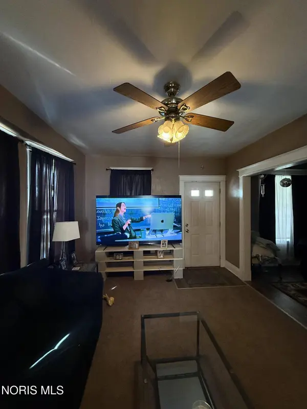 561 Yondota ST, Toledo, OH 43605