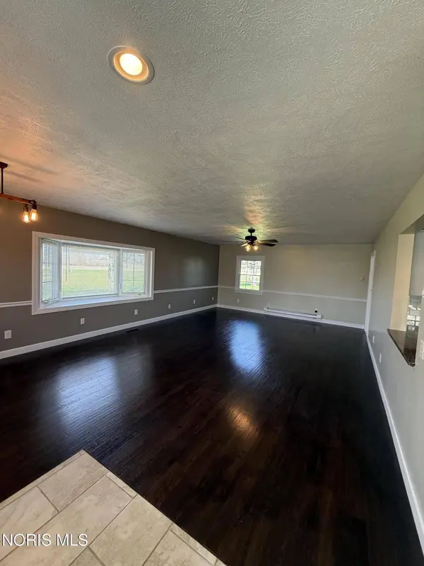 181 S Us Highway 23, Fostoria, OH 44830